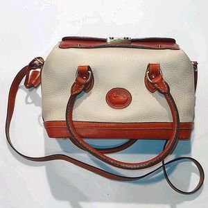 Vintage 80s DOONEY & BOURKE "Doctor's" Leather Bag